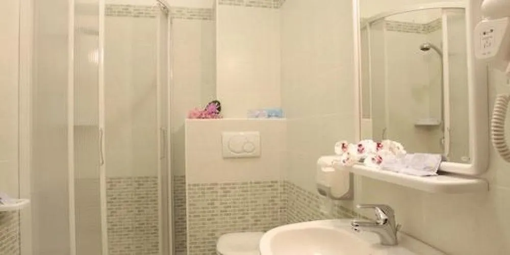 Hotel Abacus Cesenatico 3*,  Italien